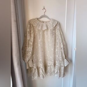 Elegant Cream Lace Dress